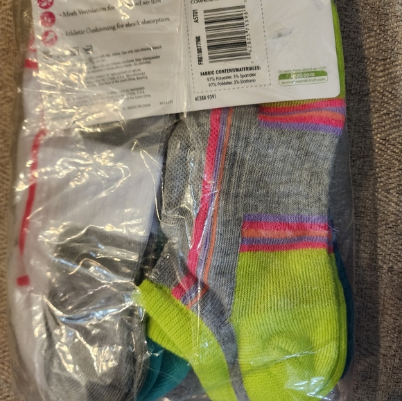Fruit of the Loom girls socks - Picture 2 of 2